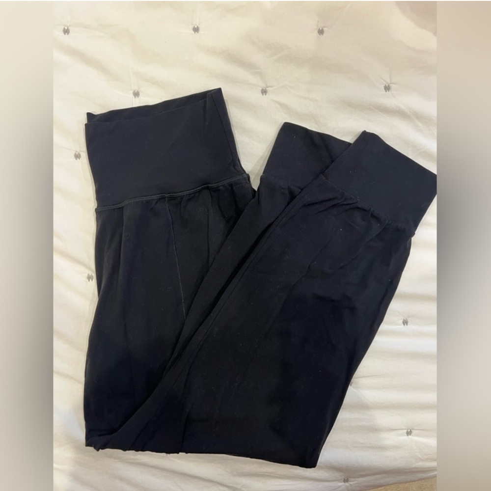 Athleta Women’s Salutation Black Joggers